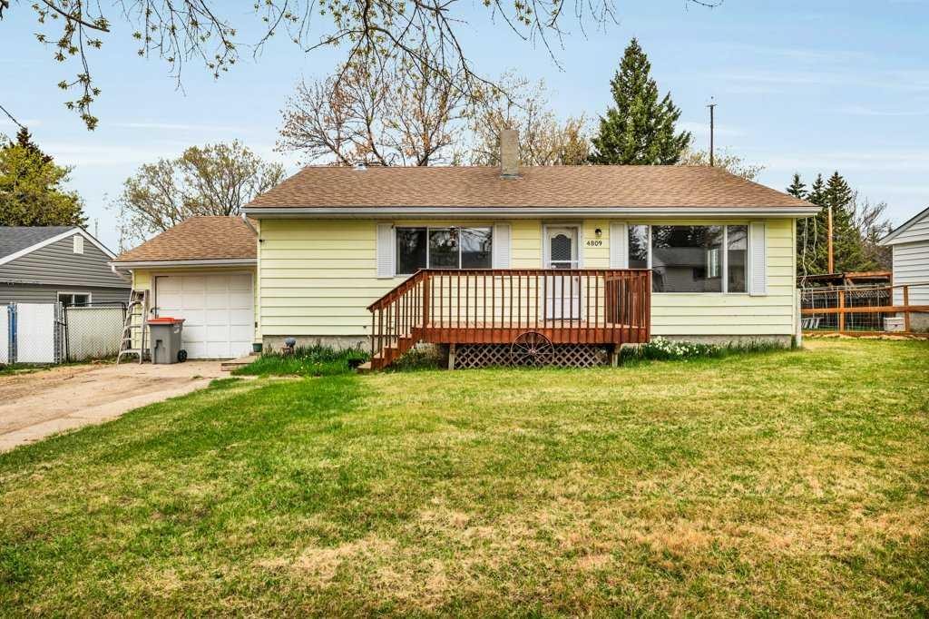 4809 32 Street, Mulhurst Bay, AB - Outdoor With Deck Patio Veranda