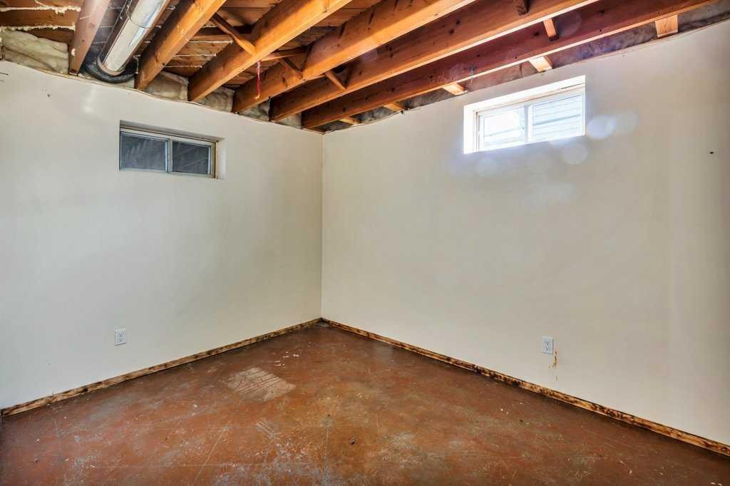4809 32 Street, Mulhurst Bay, AB - Indoor Photo Showing Basement