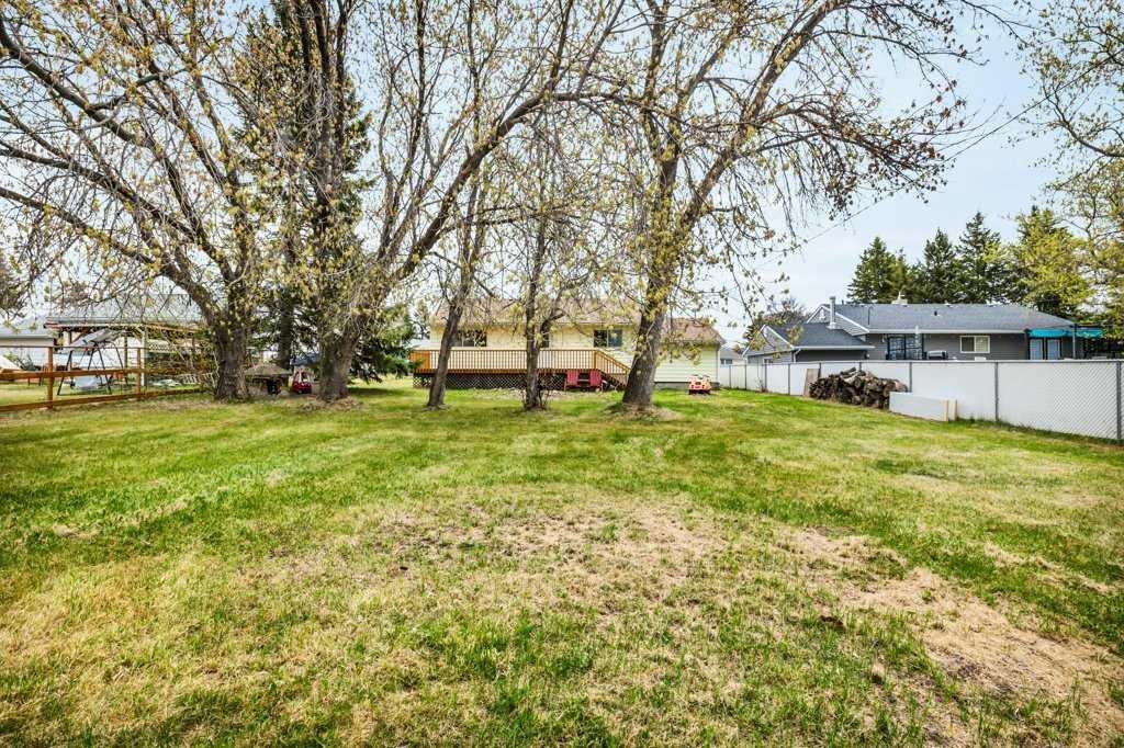 4809 32 Street, Mulhurst Bay, AB - Outdoor