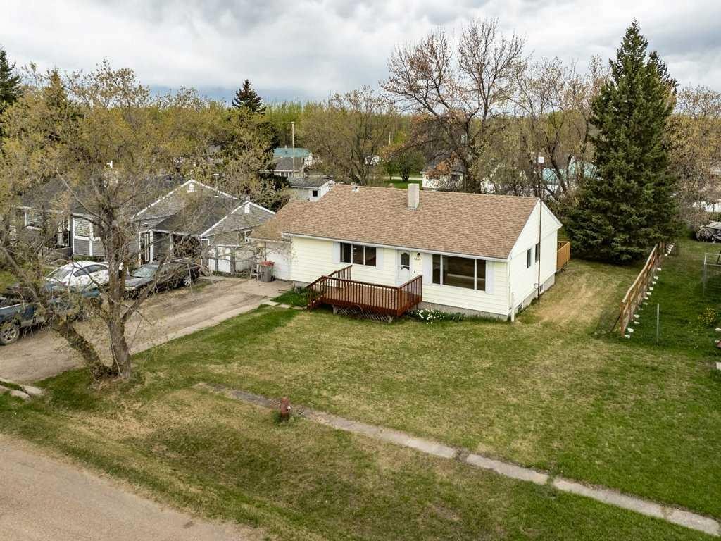 4809 32 Street, Mulhurst Bay, AB - Outdoor