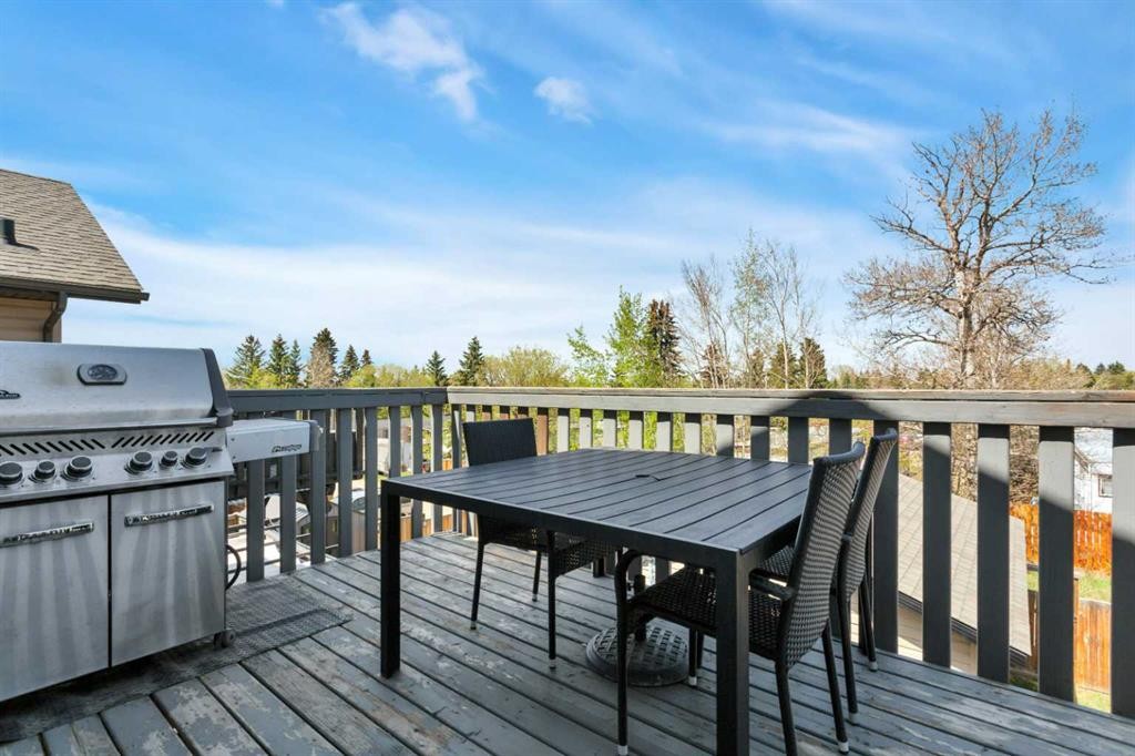 149 Bowman Circle, Sylvan Lake, AB - Outdoor With Deck Patio Veranda With Exterior