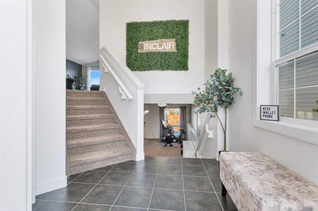 149 Bowman Circle, Sylvan Lake, AB - Indoor Photo Showing Other Room