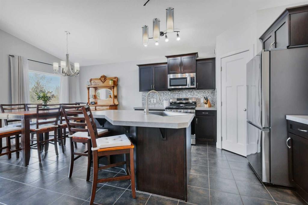 149 Bowman Circle, Sylvan Lake, AB - Indoor
