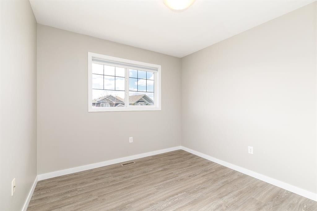 191 Timberstone Way, Red Deer, AB - Indoor Photo Showing Other Room