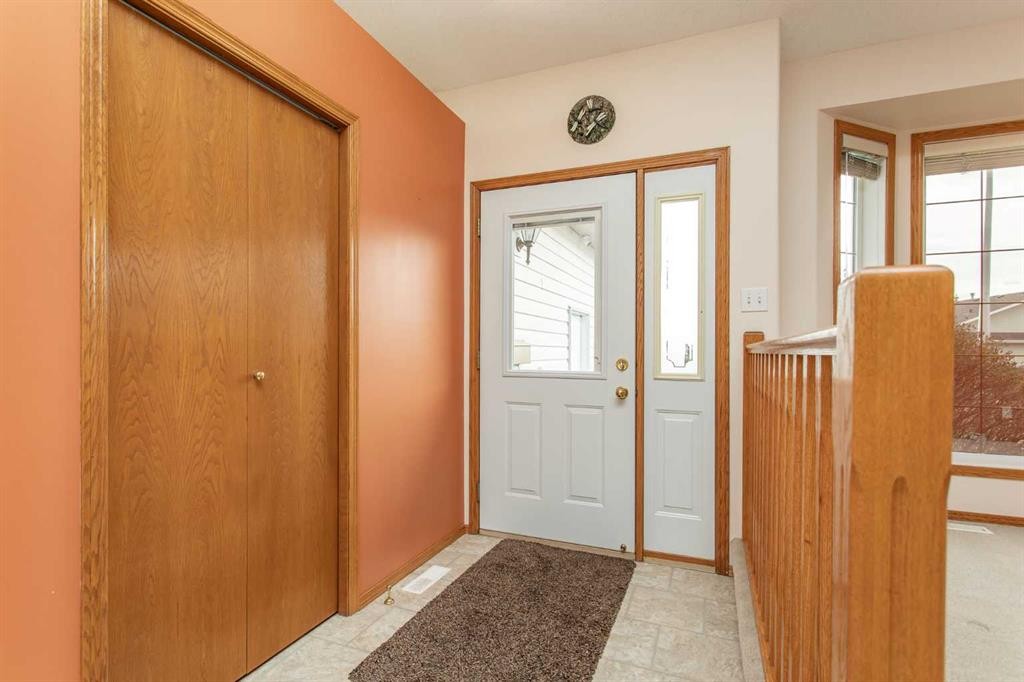 4908 55 Street, Alix, AB - Indoor Photo Showing Other Room
