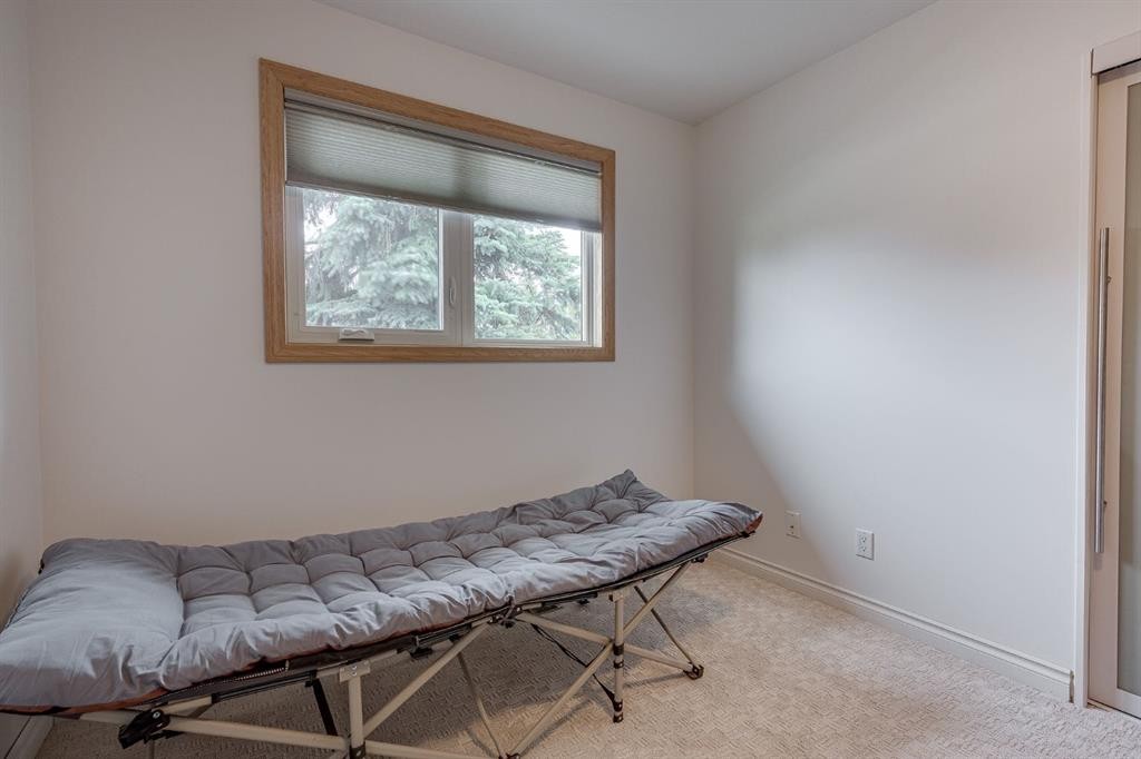 8 Nielsen Close, Red Deer, AB - Indoor