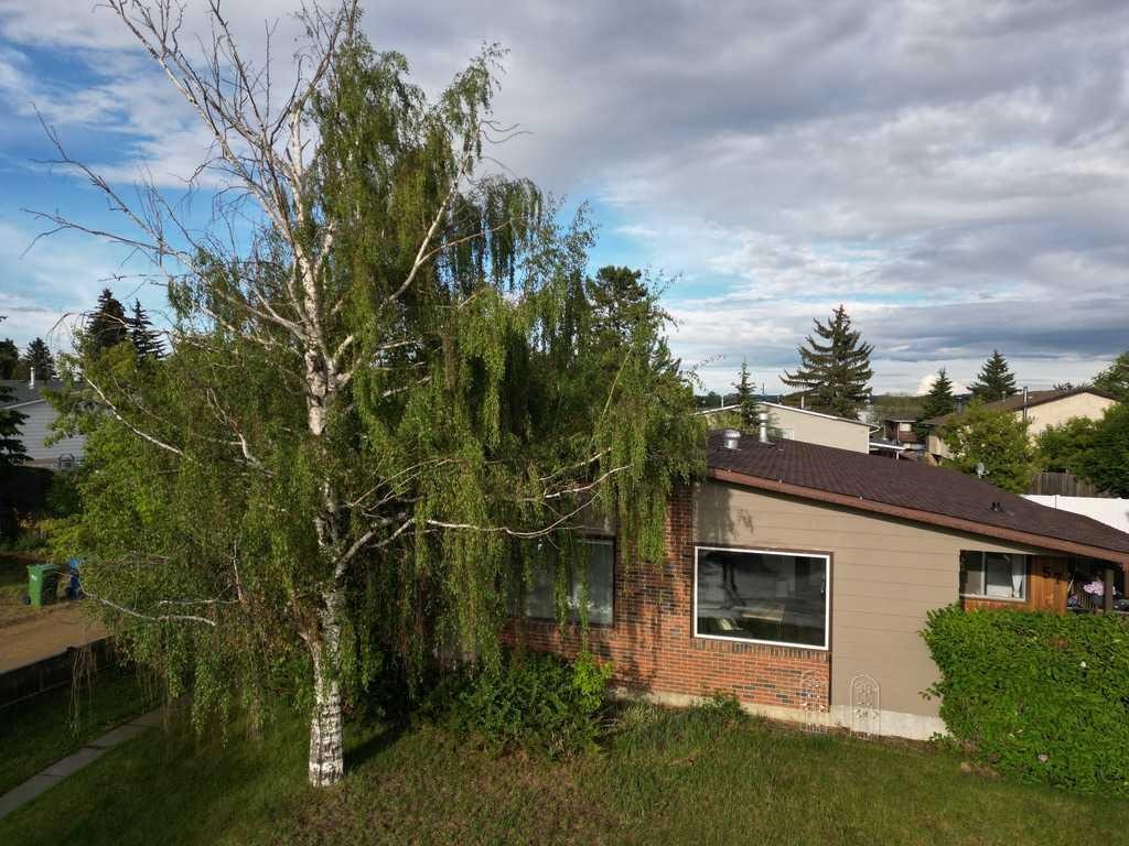 59 Nichols Crescent, Red Deer, AB