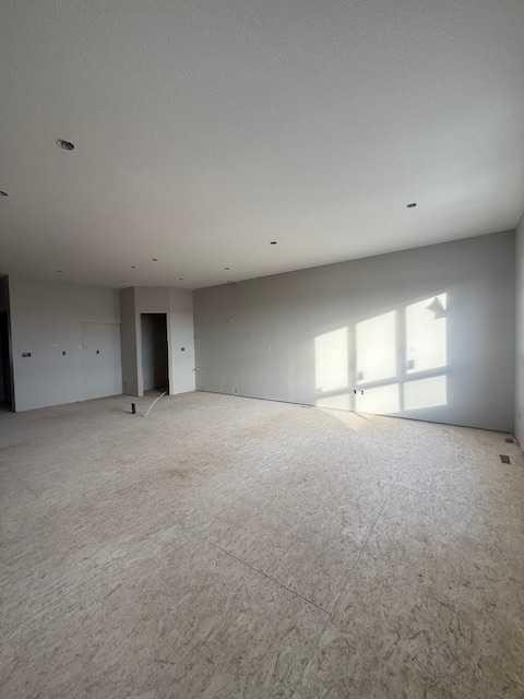 9 Gray Close, Sylvan Lake, AB - Indoor Photo Showing Other Room