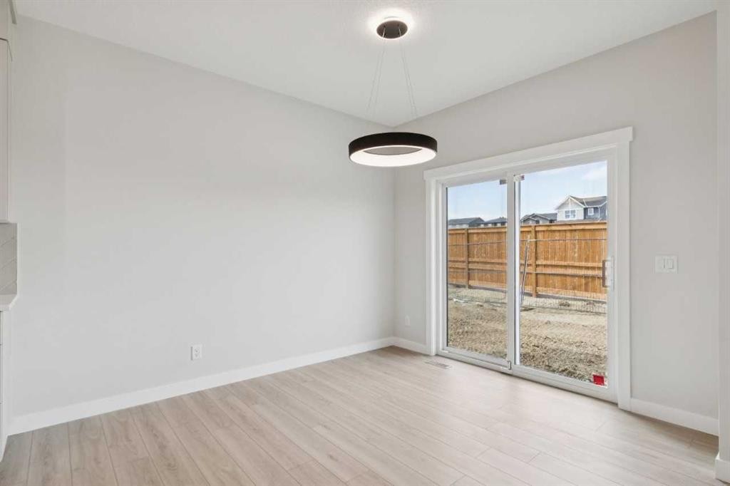 271 Bridgeport Circle, Chestermere, AB - Indoor Photo Showing Other Room