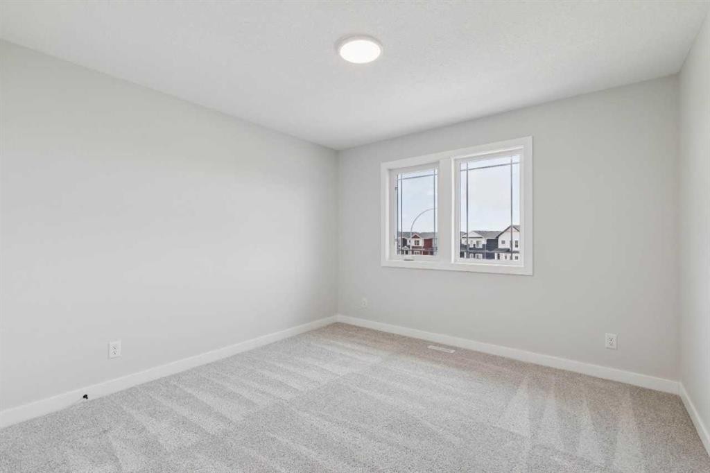 271 Bridgeport Circle, Chestermere, AB - Indoor Photo Showing Other Room
