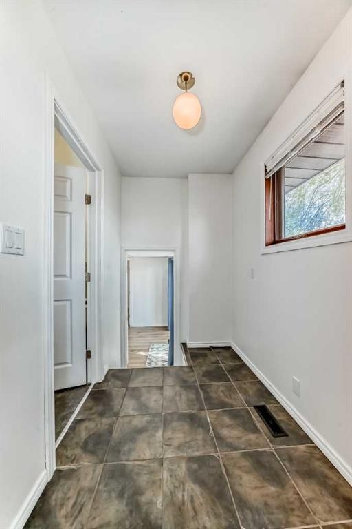 2 Nichols Crescent, Red Deer, AB - Indoor Photo Showing Other Room