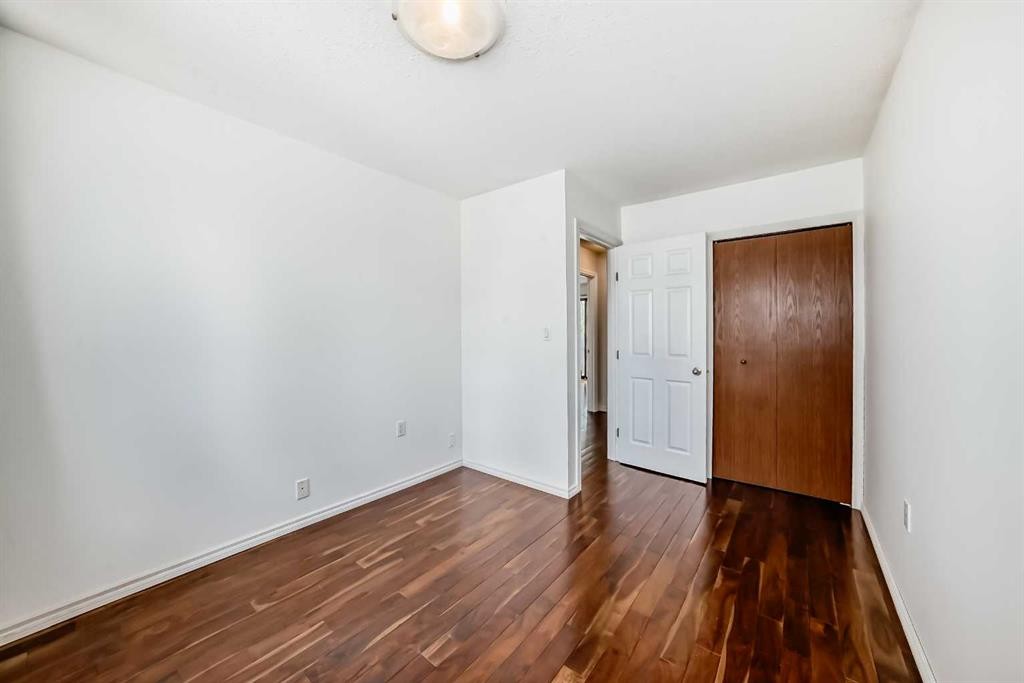 2 Nichols Crescent, Red Deer, AB - Indoor Photo Showing Other Room