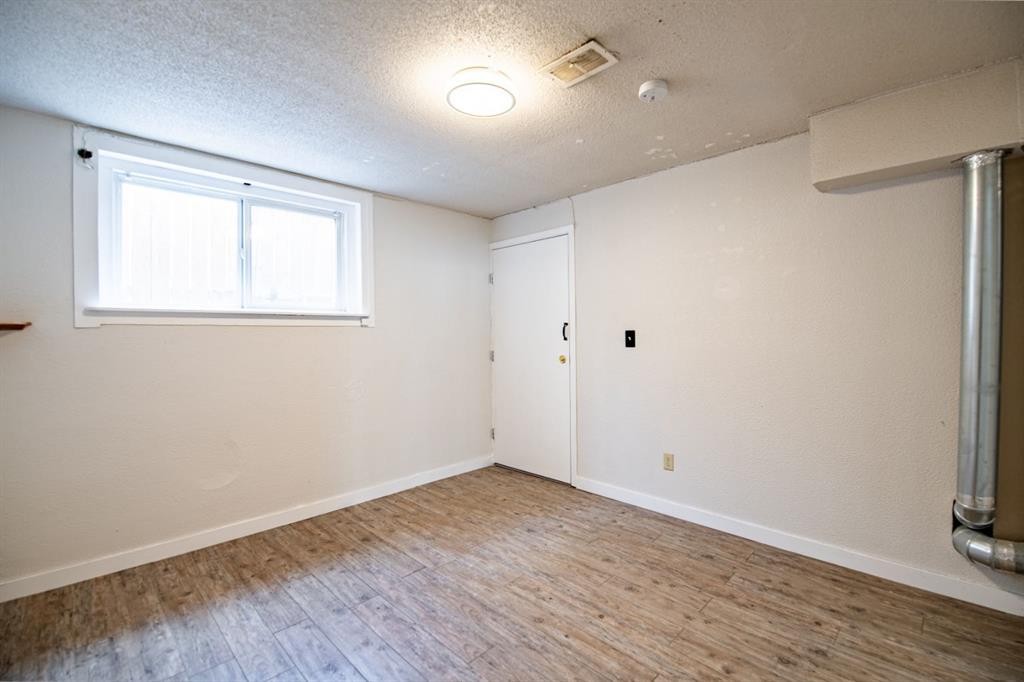 5903 56 Avenue, Red Deer, AB