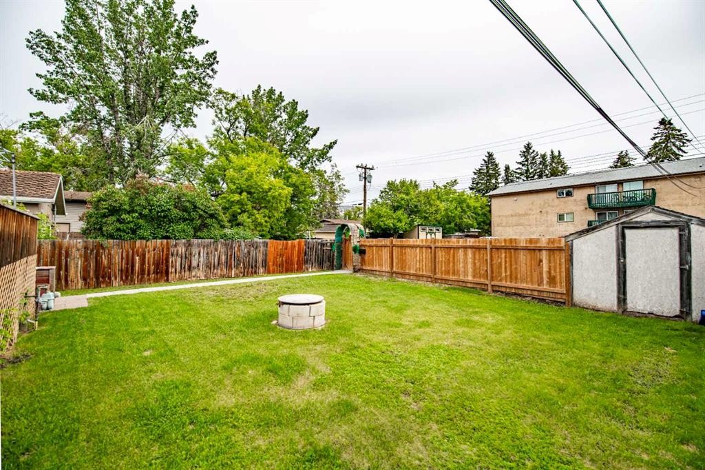 5903 56 Avenue, Red Deer, AB