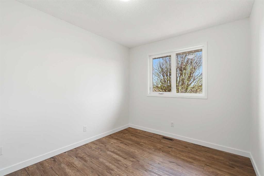 35 Ayers Avenue, Red Deer, AB