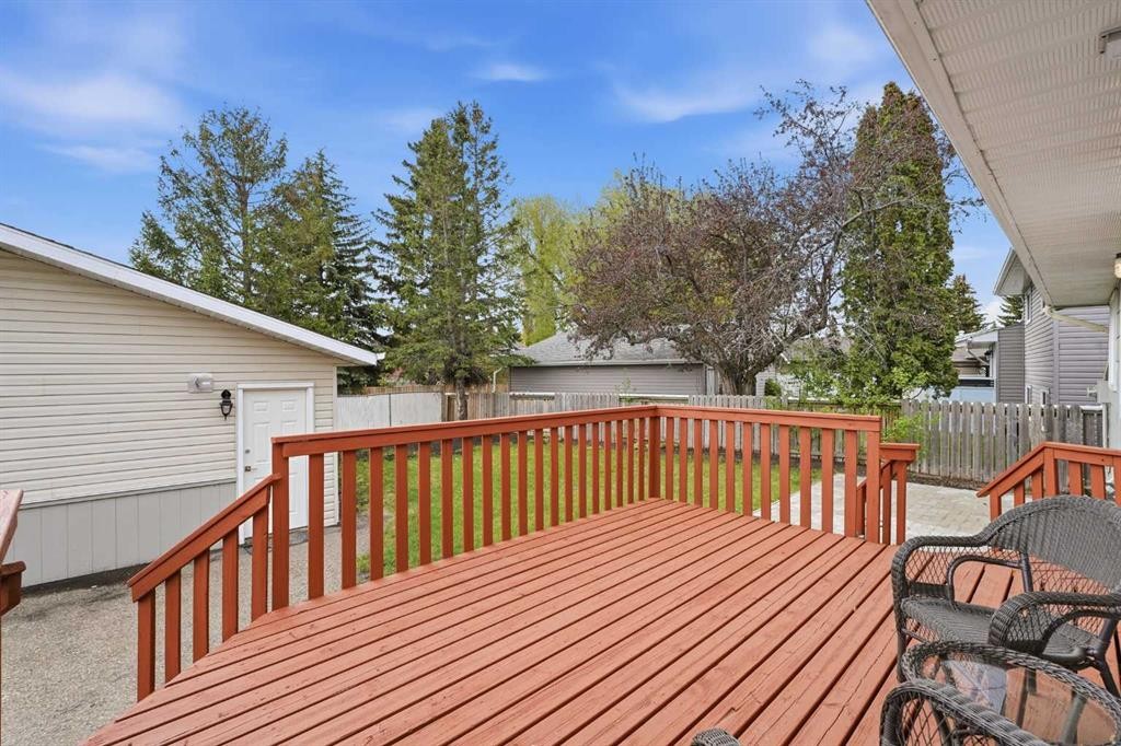 35 Ayers Avenue, Red Deer, AB