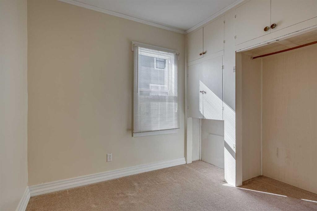5013 54 Avenue, Ponoka, AB - Indoor Photo Showing Other Room