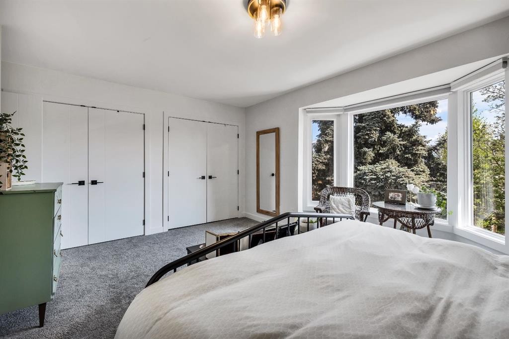 2021 112A Street, Edmonton, AB - Indoor Photo Showing Bedroom