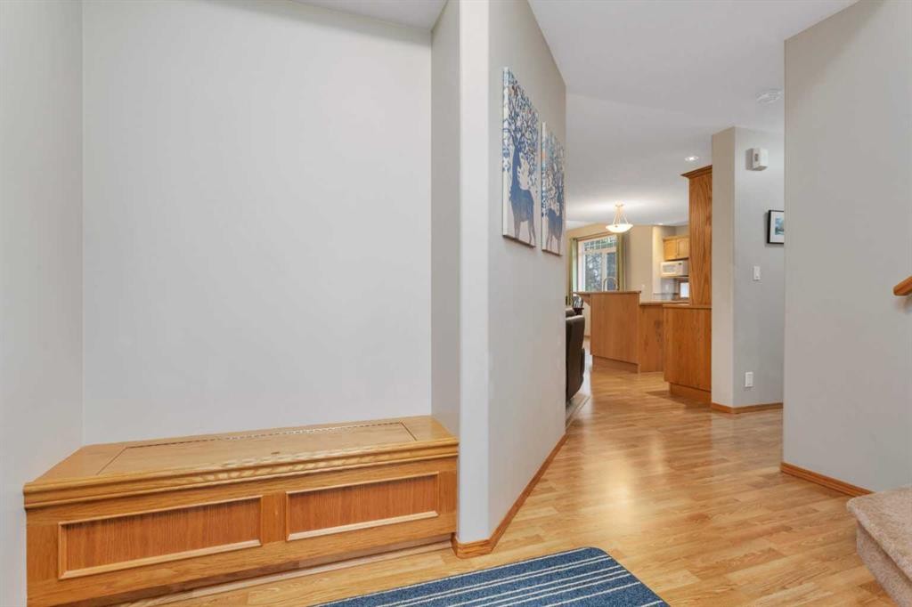 35 Lang Close, Red Deer, AB - Indoor Photo Showing Other Room