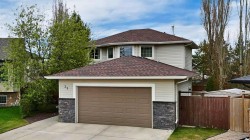 35 Lang Close Red Deer, AB T4R 3N3