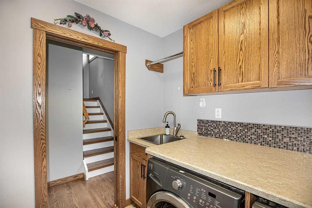 B59 Cottage Crescent, Golden Days, AB - Indoor Photo Showing Bathroom