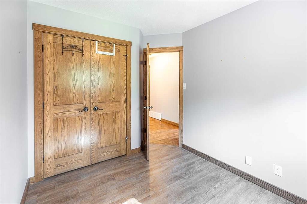B59 Cottage Crescent, Golden Days, AB - Indoor Photo Showing Bedroom