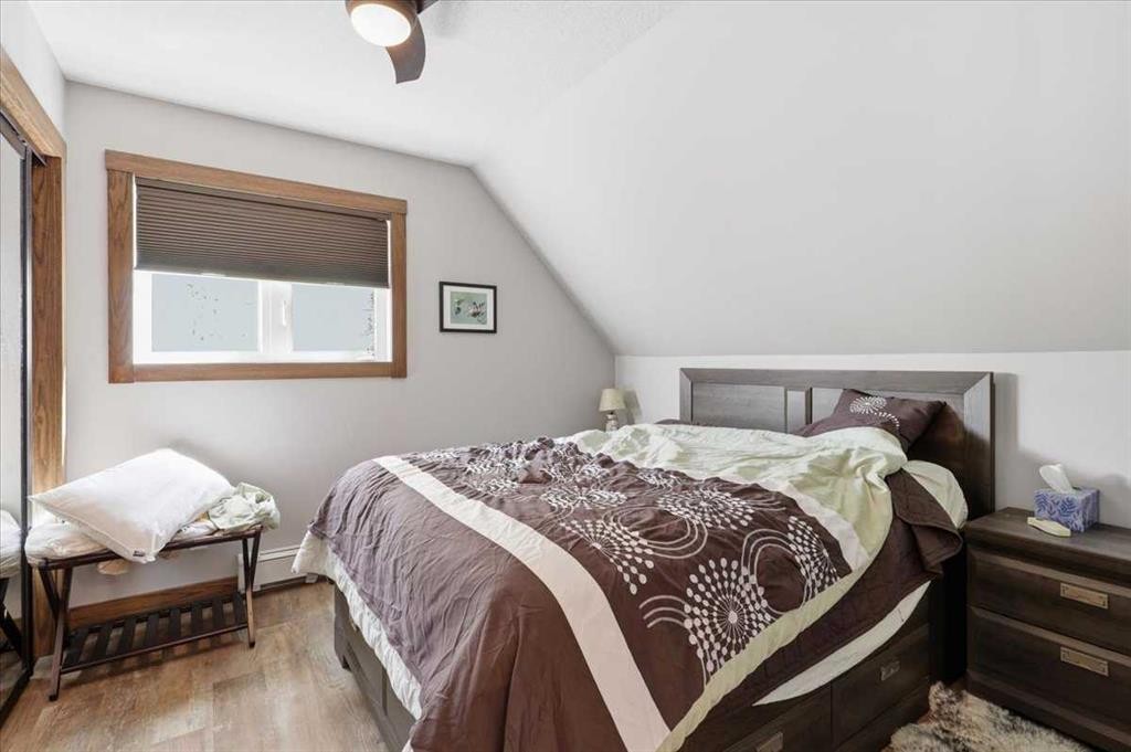 B59 Cottage Crescent, Golden Days, AB - Indoor Photo Showing Bedroom
