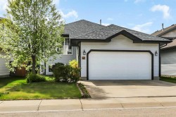 71 Lang Close Red Deer, AB T4R 2A3