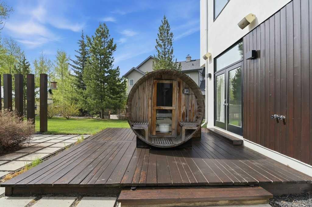 305 Jarvis Glen Court, Jarvis Bay, AB - Outdoor With Exterior