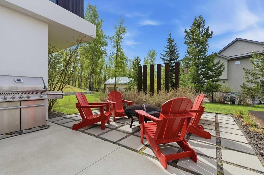 305 Jarvis Glen Court, Jarvis Bay, AB - Outdoor