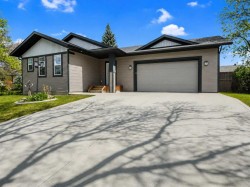3541 44 Avenue Red Deer, AB T4N 3H2