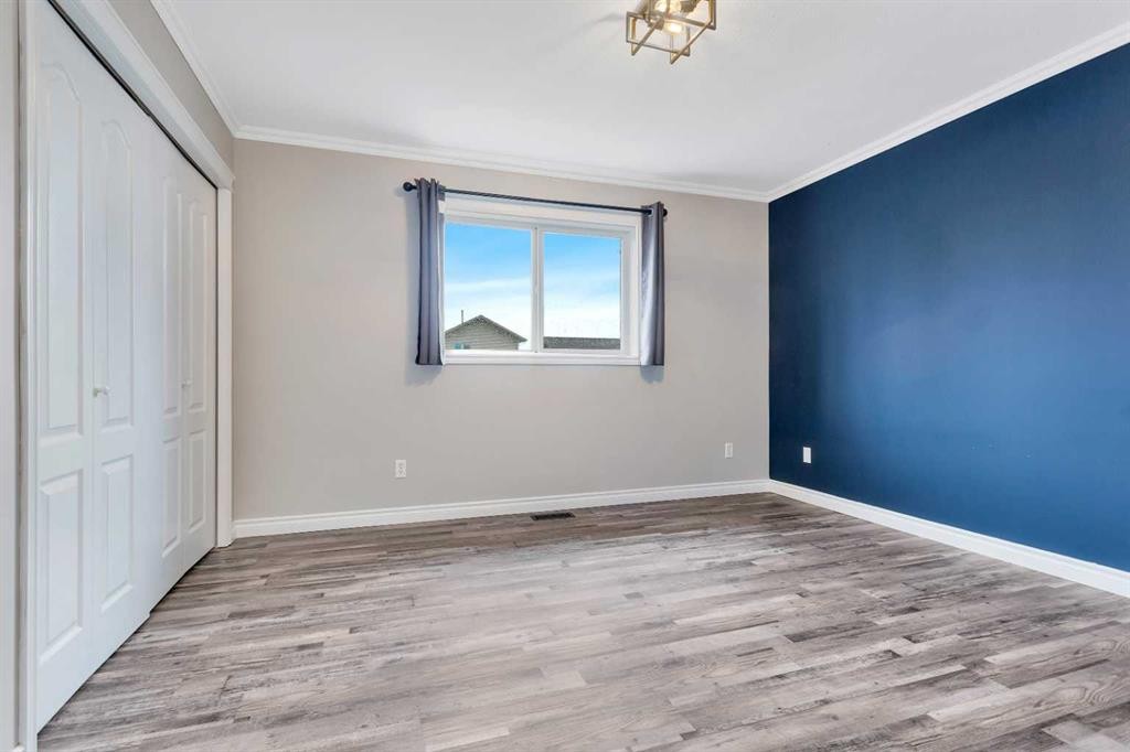 44 White Avenue, Red Deer, AB - Indoor Photo Showing Other Room