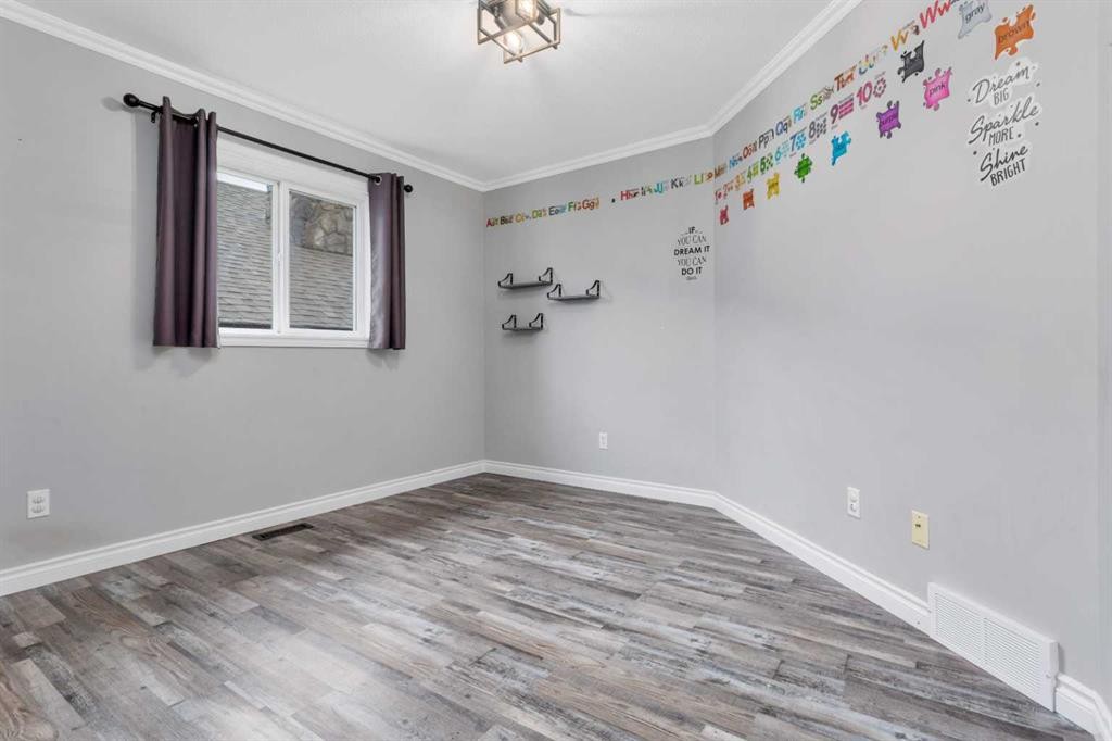 44 White Avenue, Red Deer, AB - Indoor Photo Showing Other Room