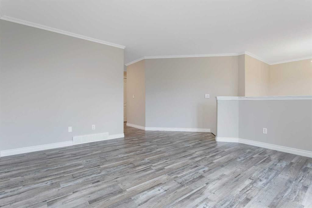 44 White Avenue, Red Deer, AB - Indoor Photo Showing Other Room