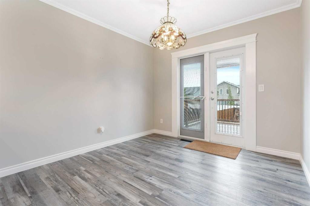 44 White Avenue, Red Deer, AB - Indoor Photo Showing Other Room