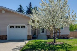 29-2821 Botterill Crescent Red Deer, AB T4R 2E5