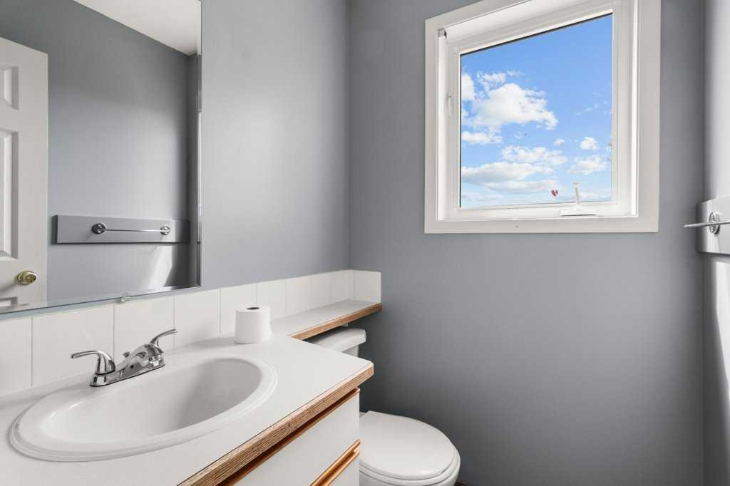 1816 26 Avenue, Delburne, AB - Indoor Photo Showing Bathroom