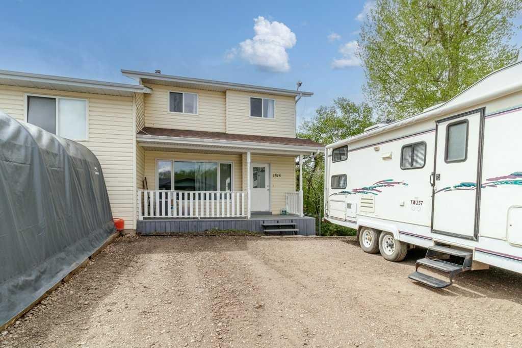 1816 26 Avenue, Delburne, AB - Outdoor With Deck Patio Veranda