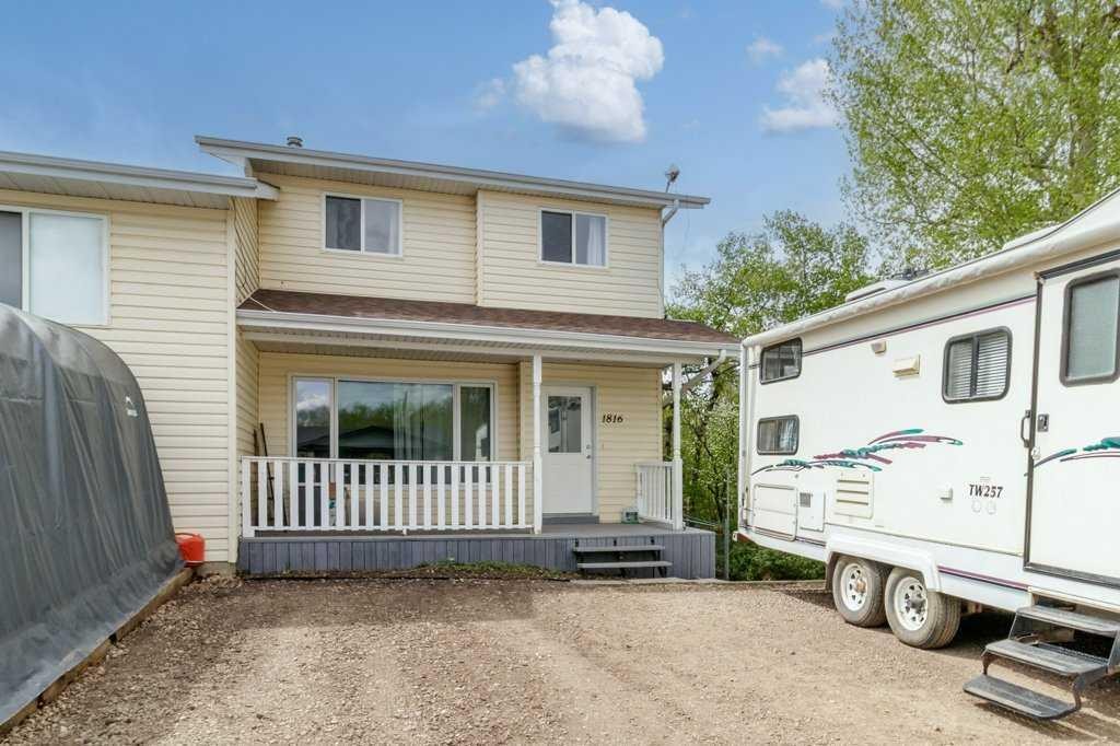 1816 26 Avenue, Delburne, AB - Outdoor With Deck Patio Veranda