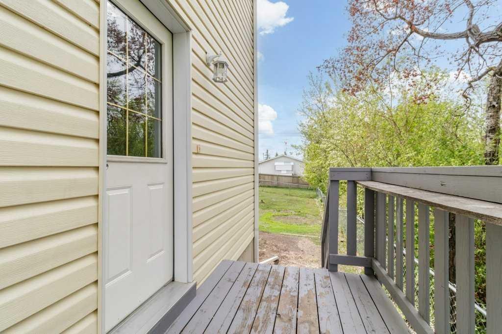 1816 26 Avenue, Delburne, AB - Outdoor With Deck Patio Veranda With Exterior