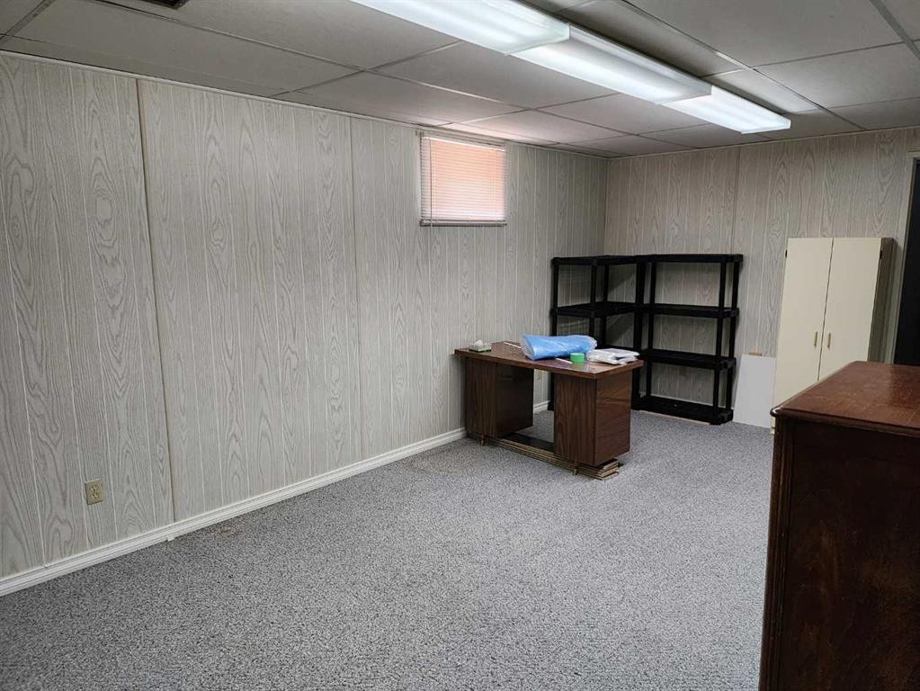 4826 58 Street, Killam, AB - Indoor Photo Showing Other Room