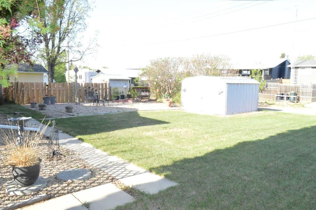 4826 58 Street, Killam, AB - Outdoor