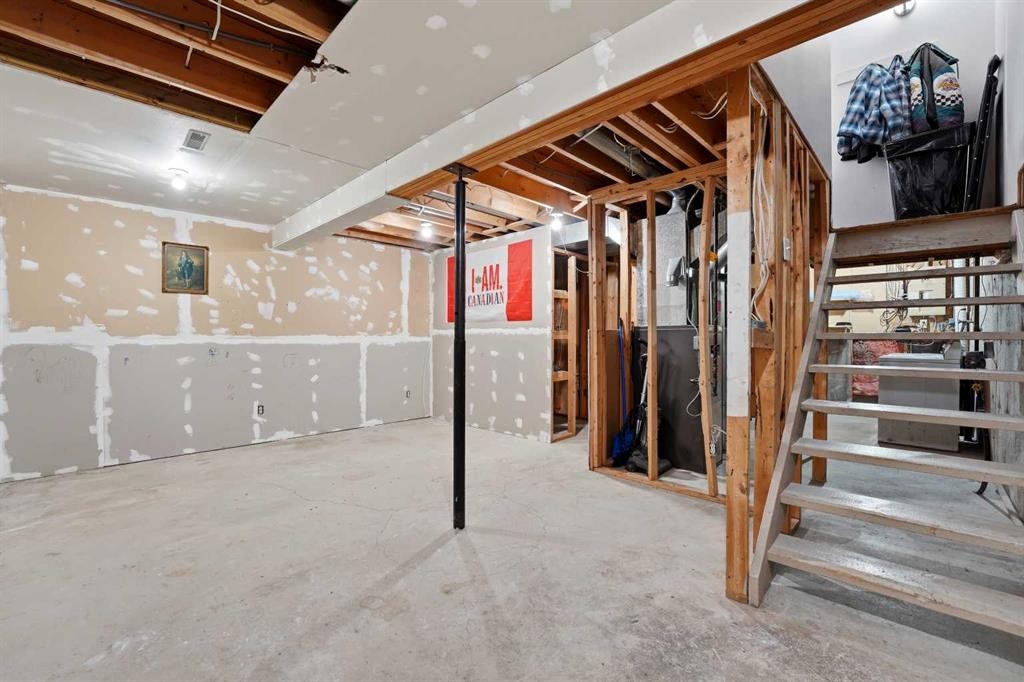 1 Greig Close, Red Deer, AB - Indoor