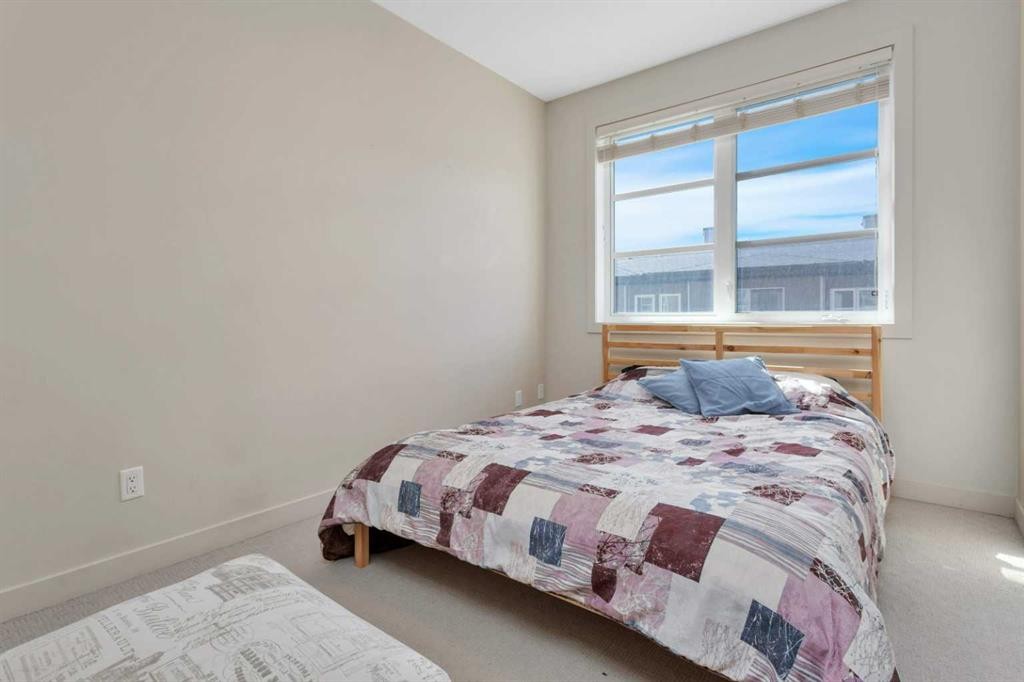 5131-2660 22 Street, Red Deer, AB - Indoor Photo Showing Bedroom