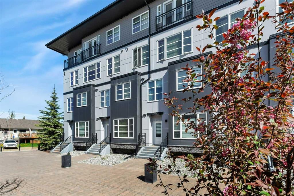5131-2660 22 Street, Red Deer, AB - With Facade