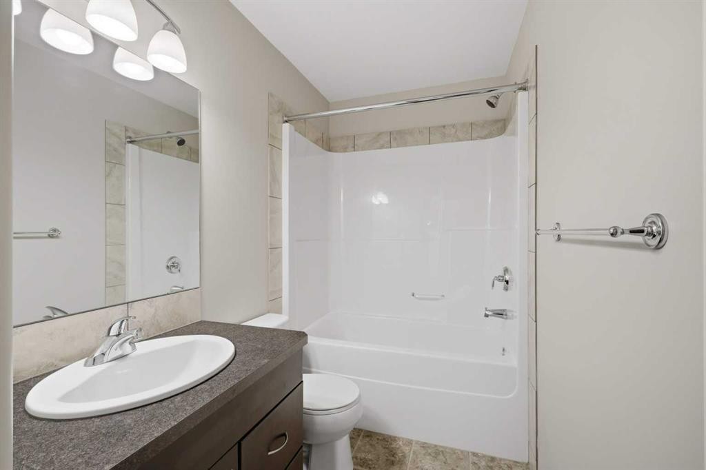 27 Windermere Close, Red Deer, AB