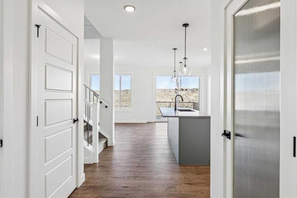 206 Sora Way Se, Calgary, AB - Indoor Photo Showing Other Room