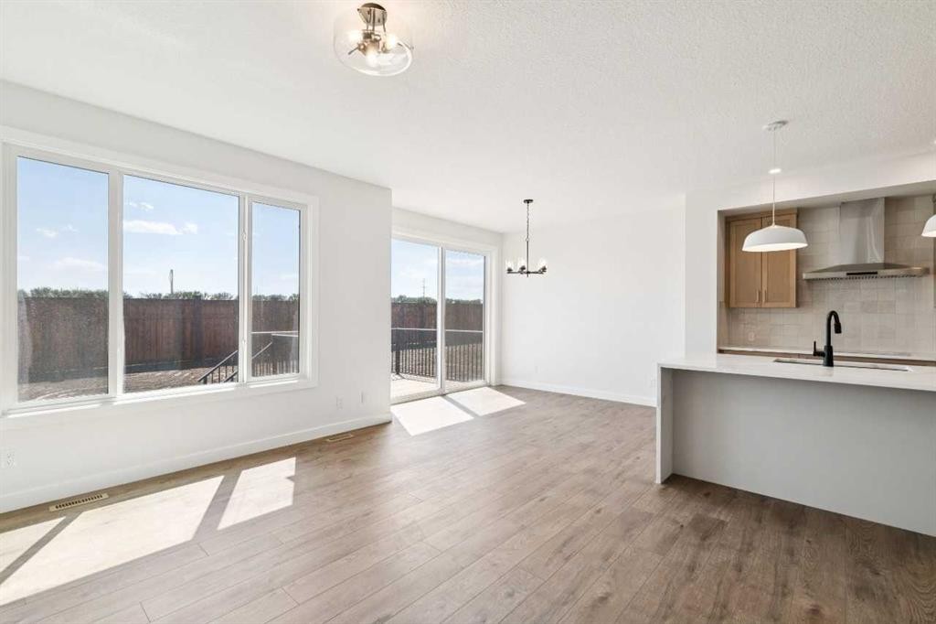 65 Sora Gardens Se, Calgary, AB - Indoor Photo Showing Kitchen