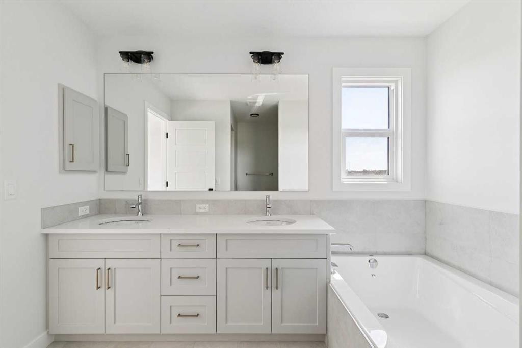 65 Sora Gardens Se, Calgary, AB - Indoor Photo Showing Bathroom