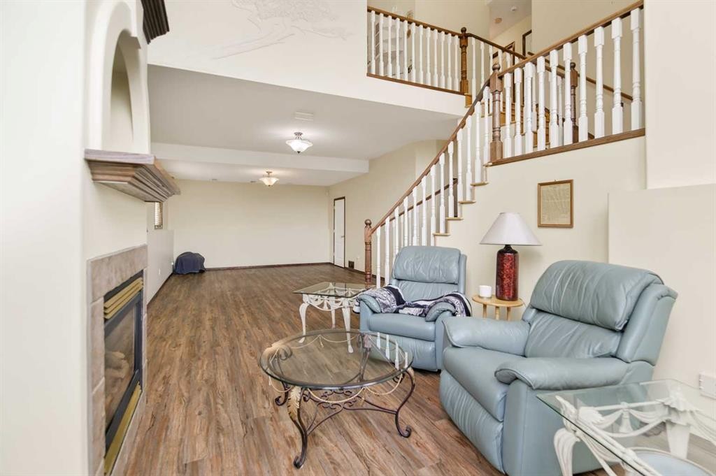25 Fern Glade Crescent, Sylvan Lake, AB - Indoor